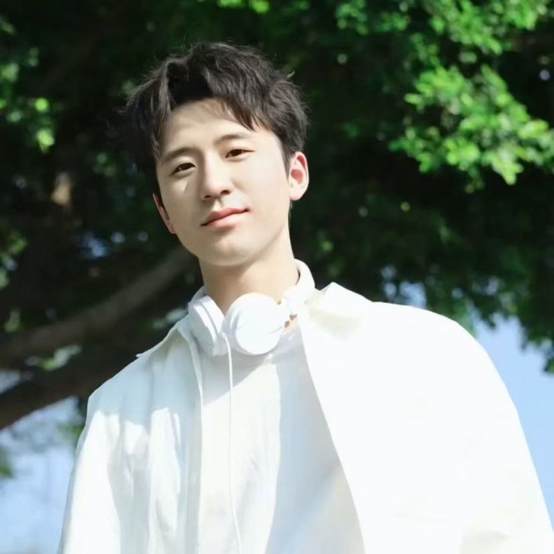 25天咯估计乐乐的主播海报