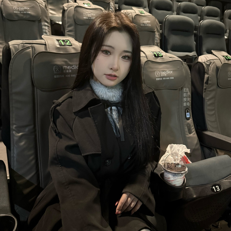 艾米Aiimii的主播海报