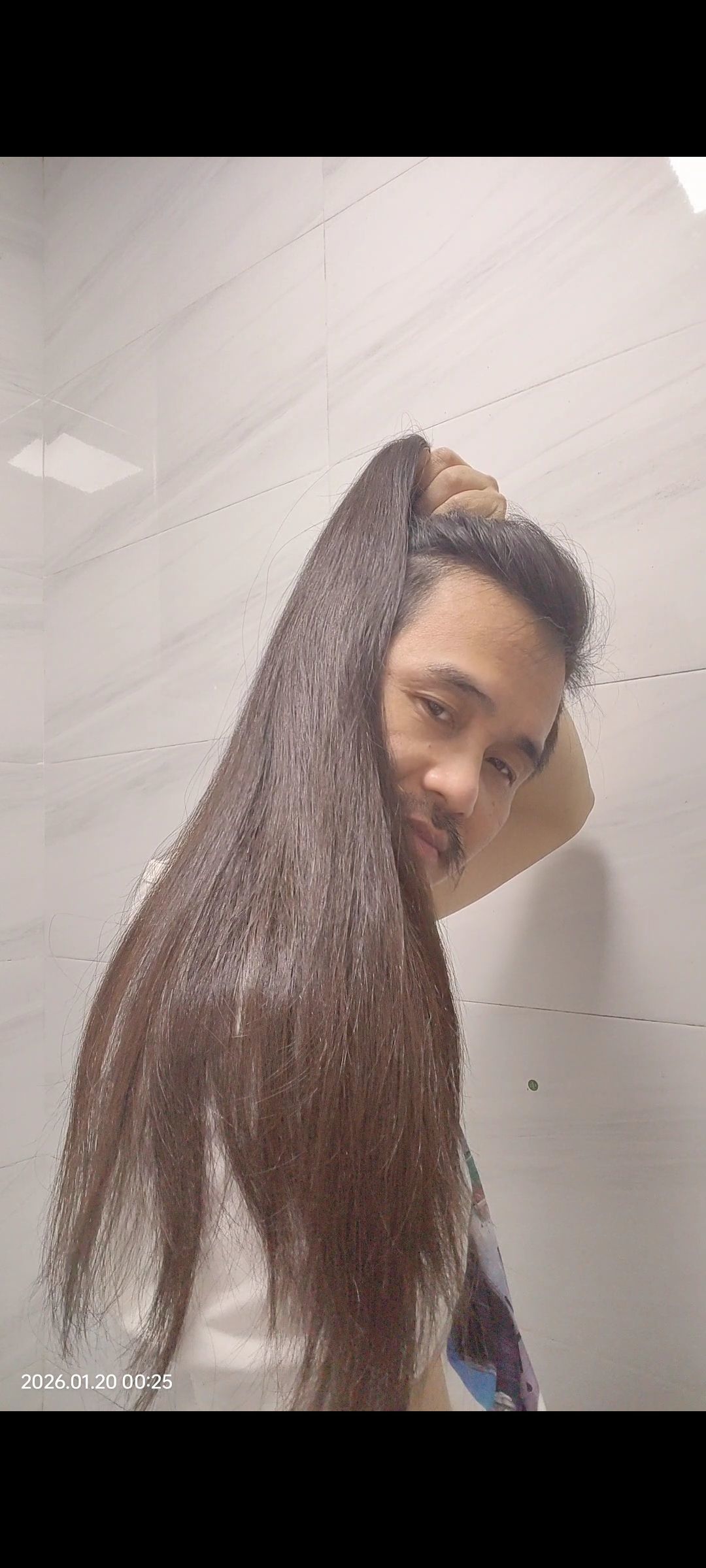 朽木自雕、独饮独醉主播图片