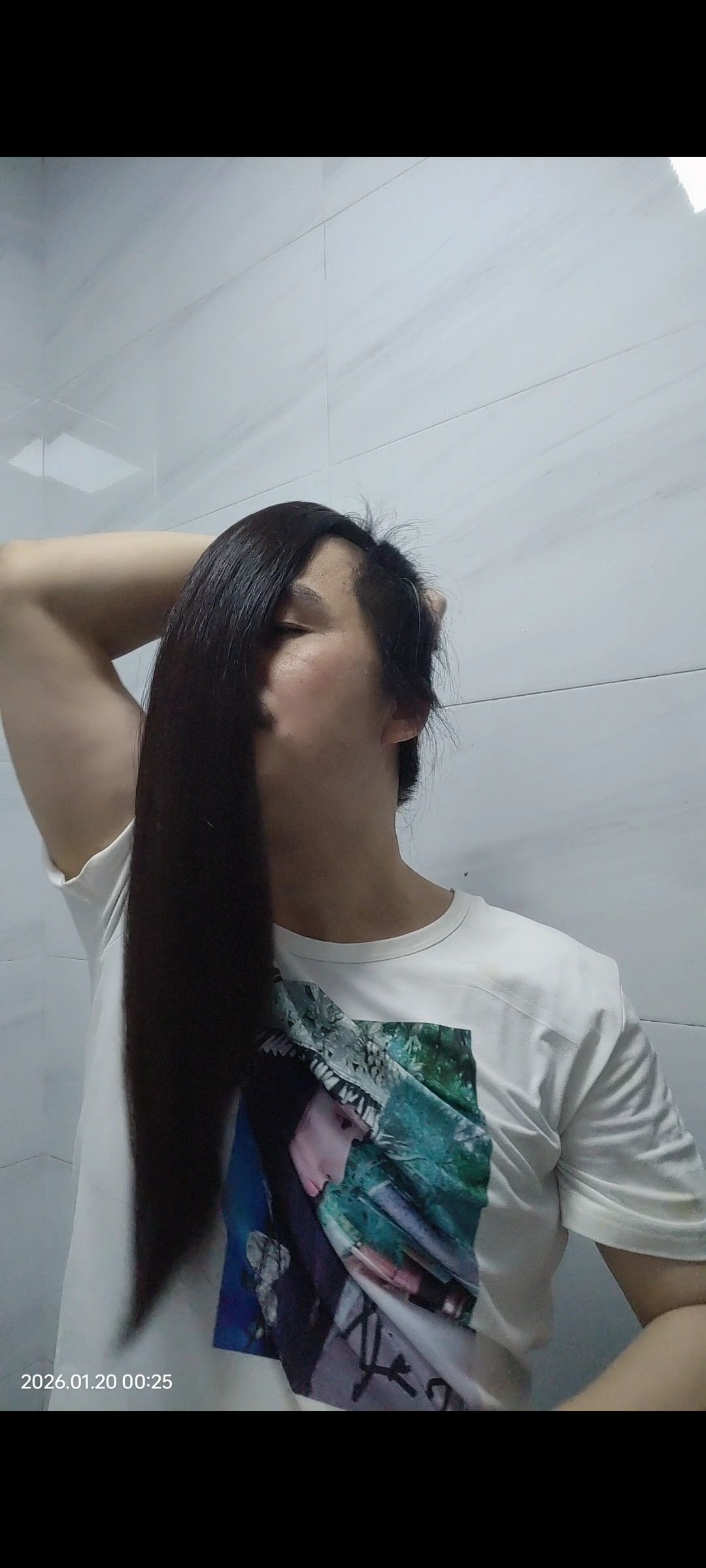 朽木自雕、独饮独醉主播图片