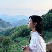 耀耀喜欢看综艺947