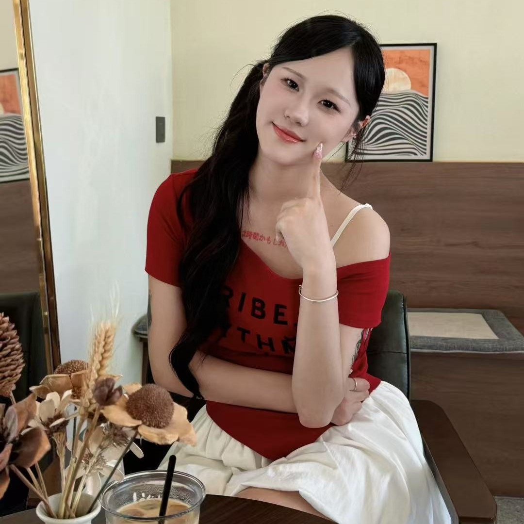 萌新.咩咩的直播间