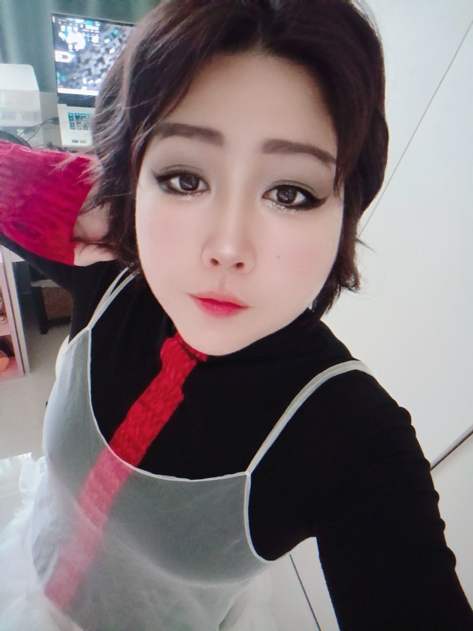 甜甜私房猫_安静的主播照片