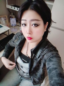 甜甜私房猫_安静主播照片