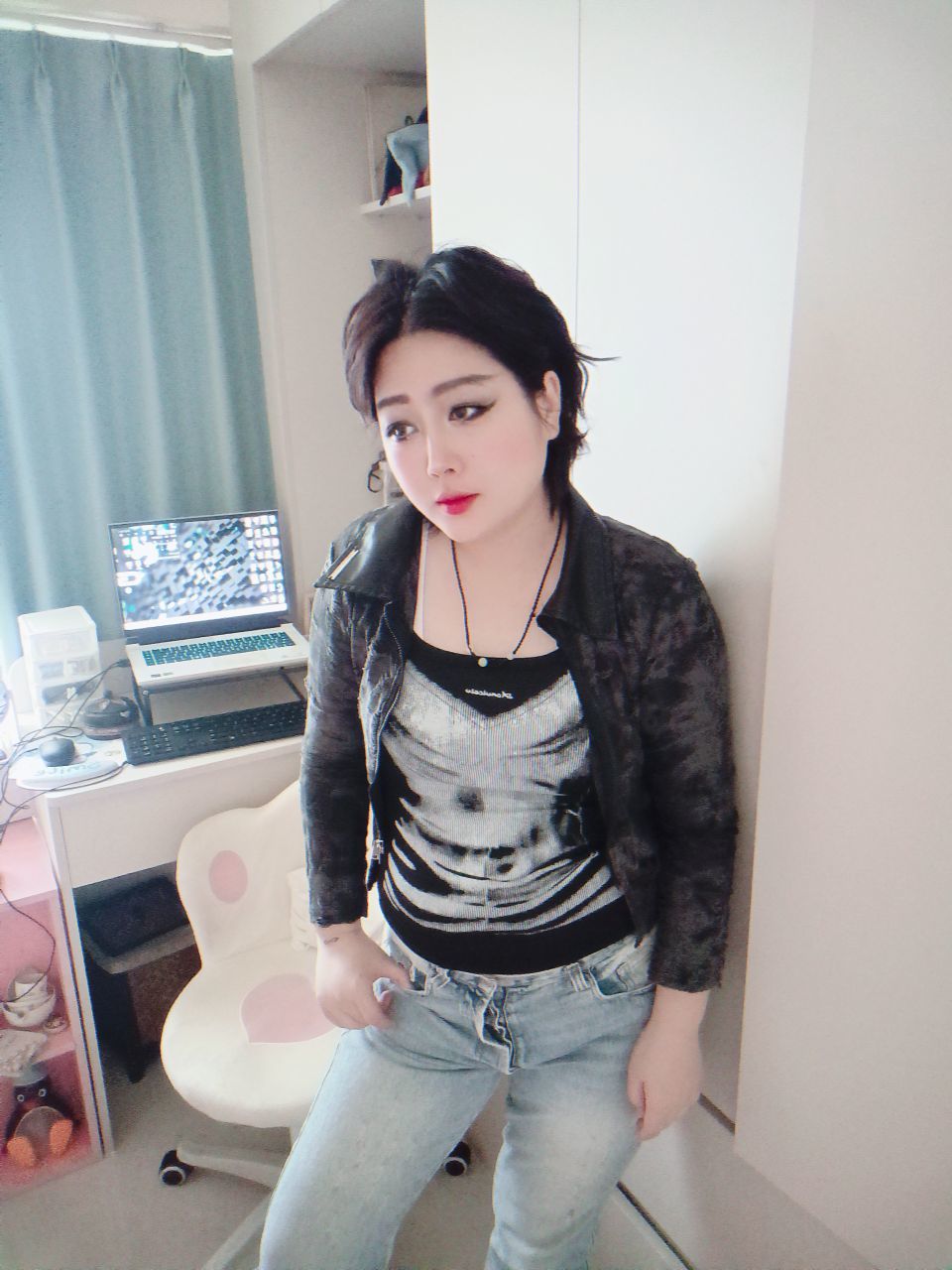 甜甜私房猫_安静的主播照片