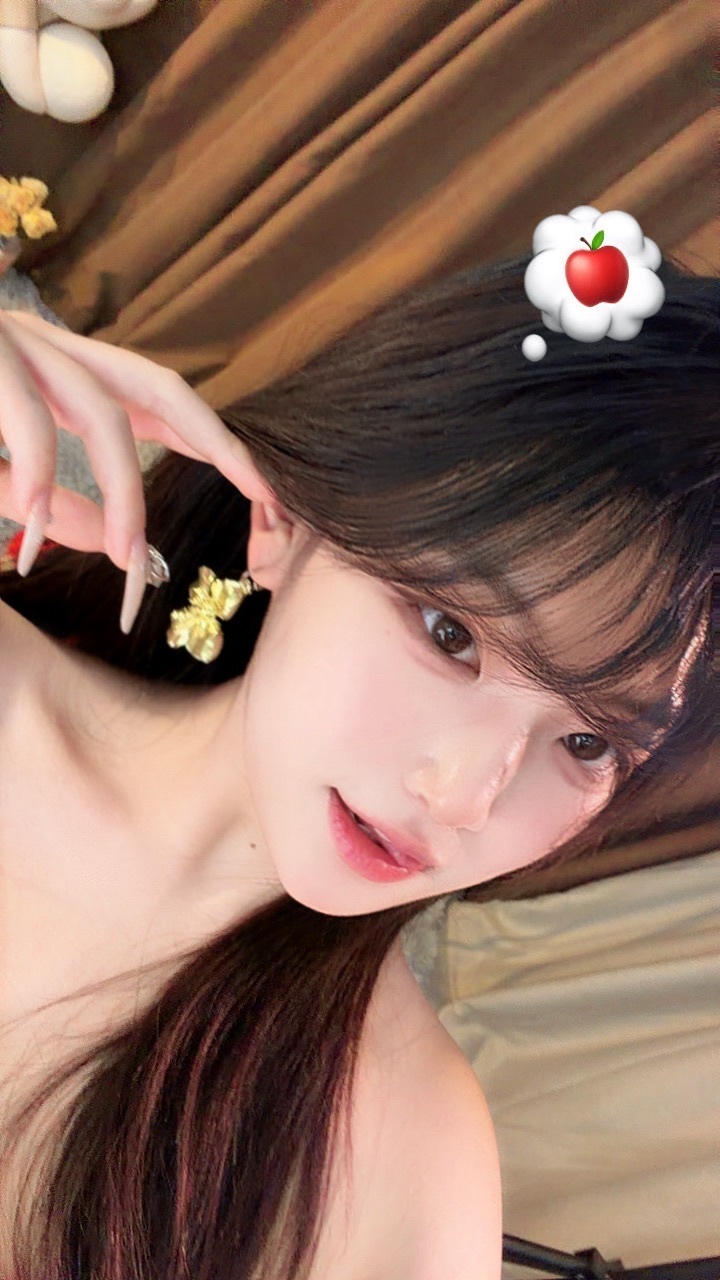 姜小满◑.◑喜乐平安主播图片