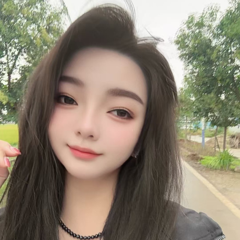 新人第一天求关照的主播海报