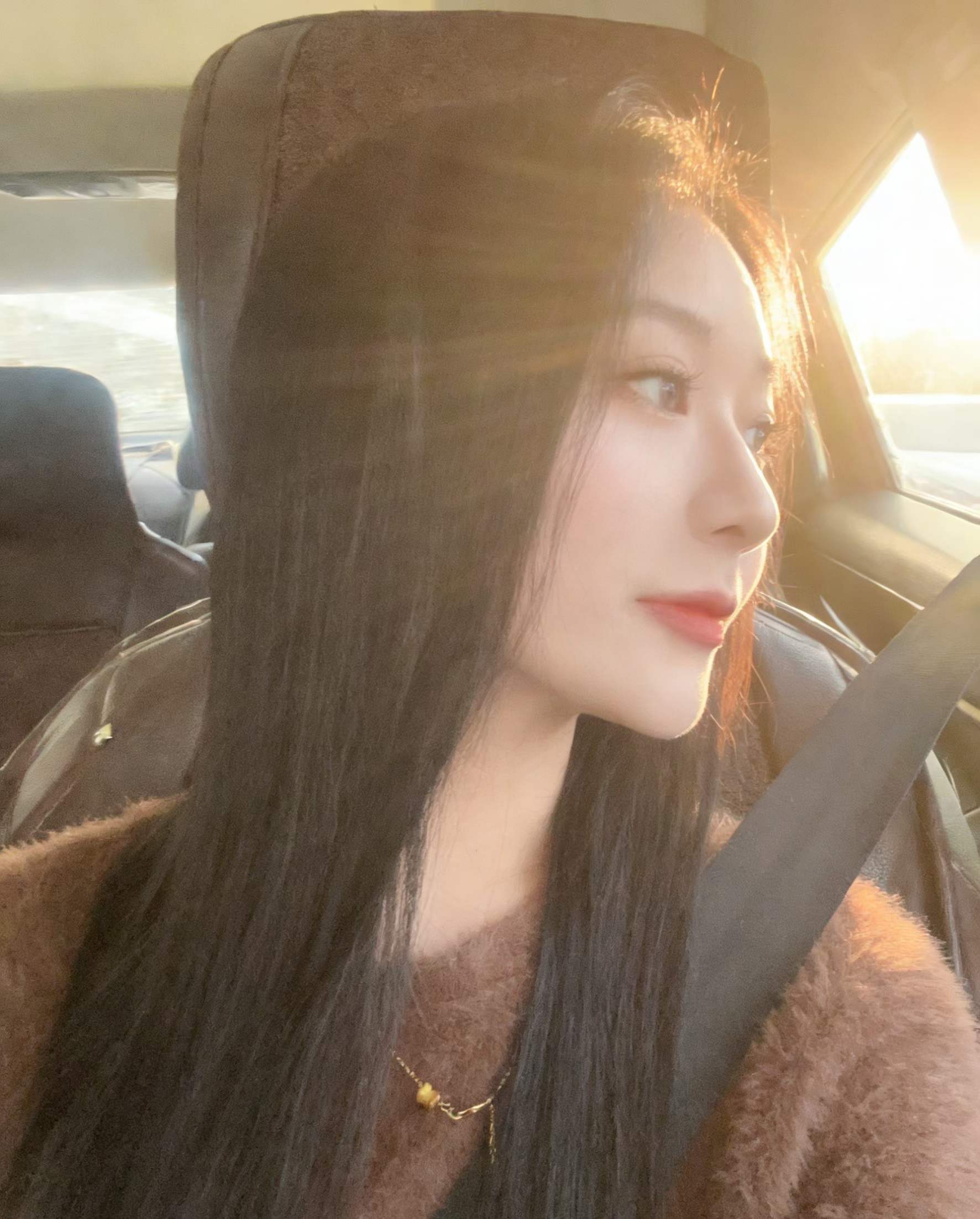 傲雪没人疼！的主播照片