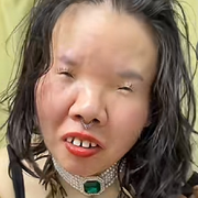 小时候长的像个🐒