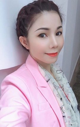 陈思郦祝大家马年大吉的图片