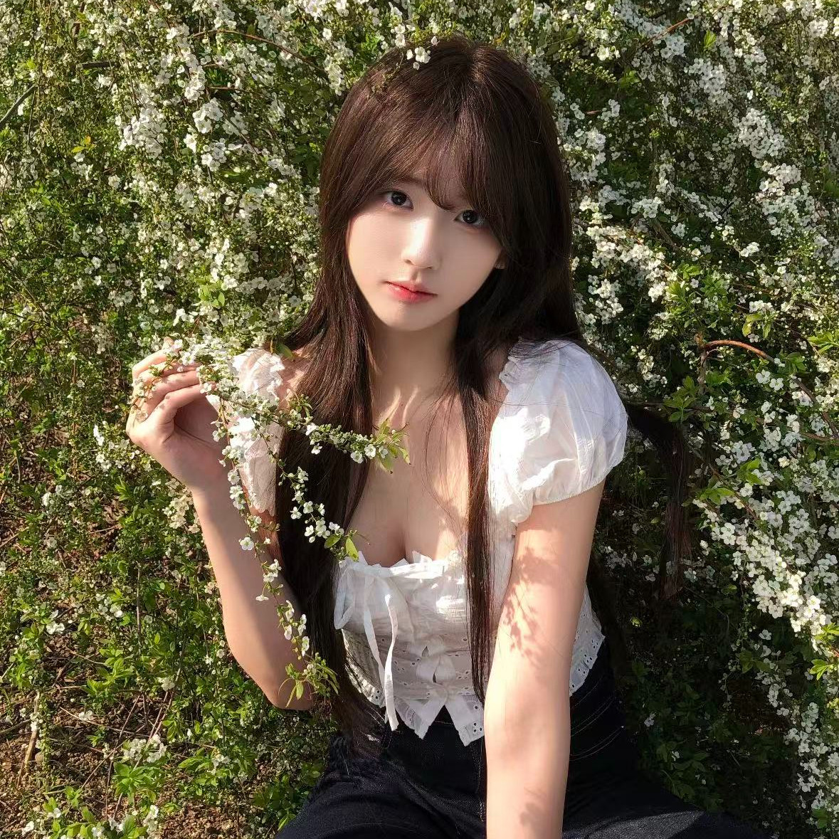 新人~苗苗的直播间