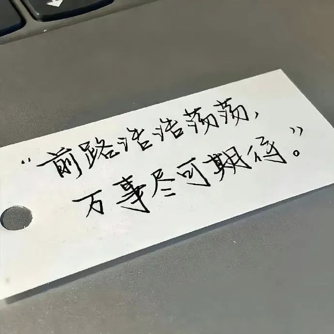简汐💝主播图片