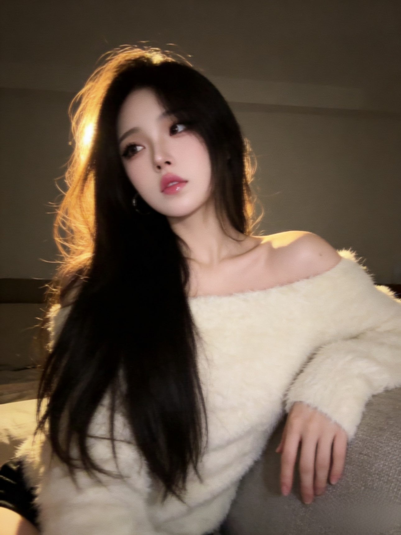 新人~闹闹主播图片