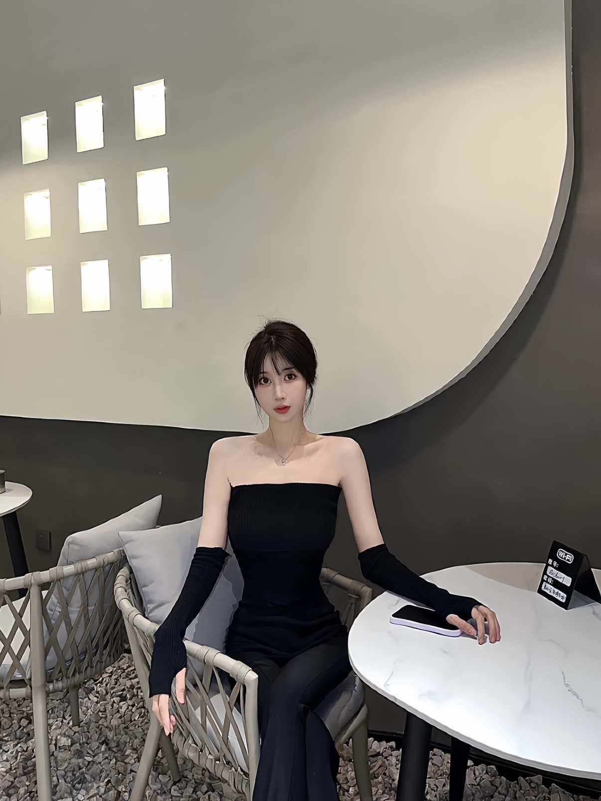 佳心賀開始哥升帝君的主播照片