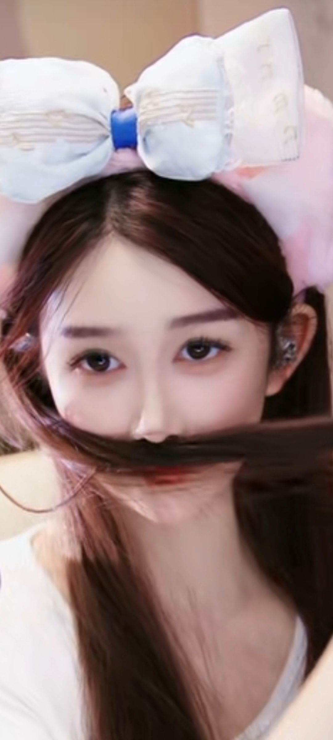 朽木自雕、独饮独醉的主播照片