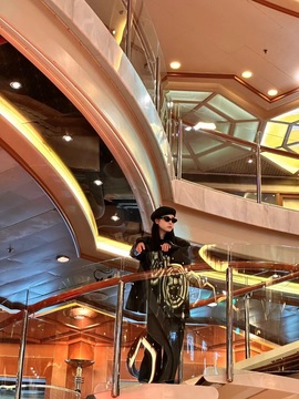 七七七呀的图片