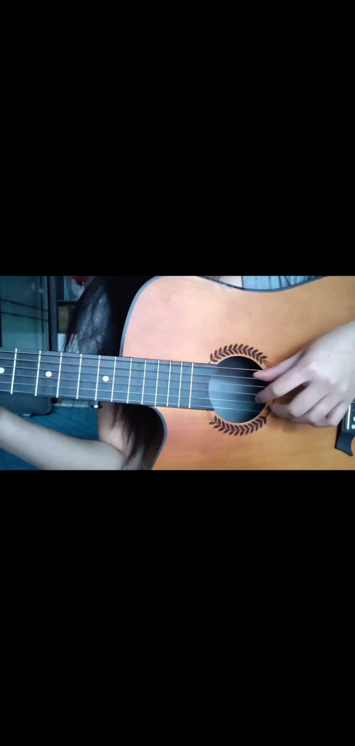 你耳機聽什么能不能告