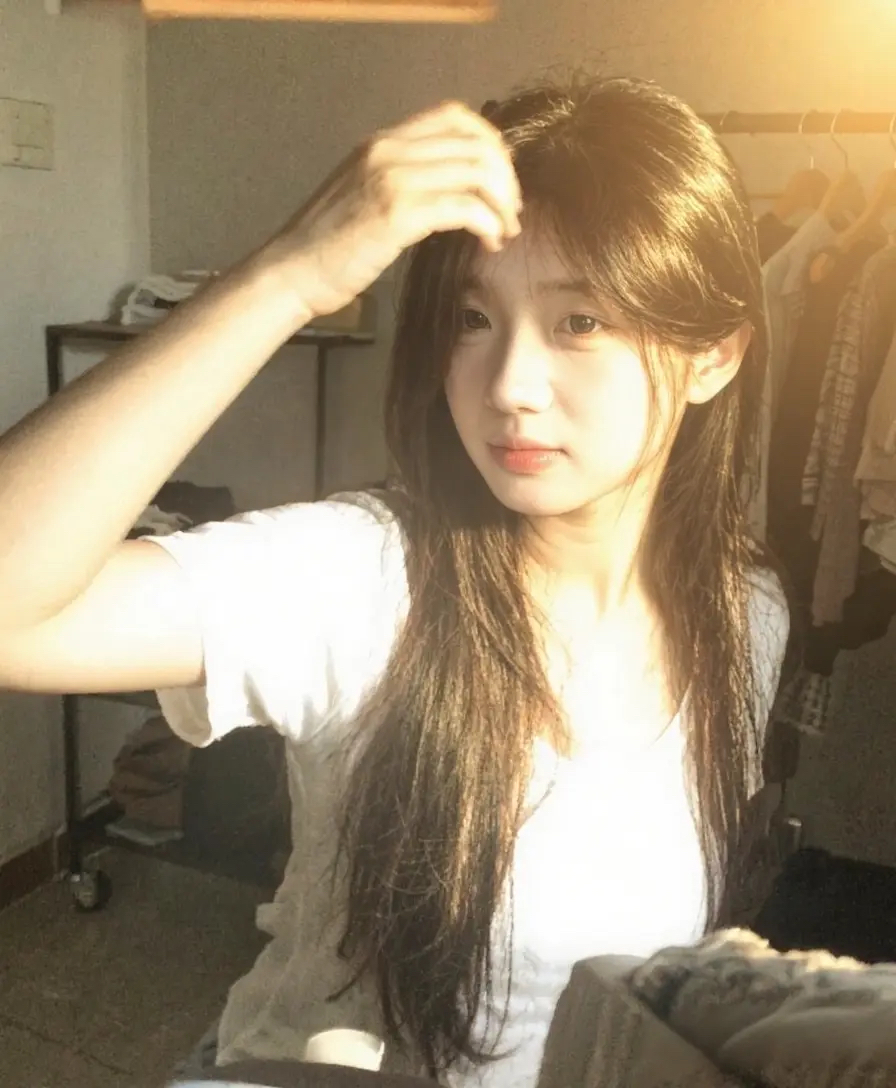 新人77來(lái)啦??主播圖片