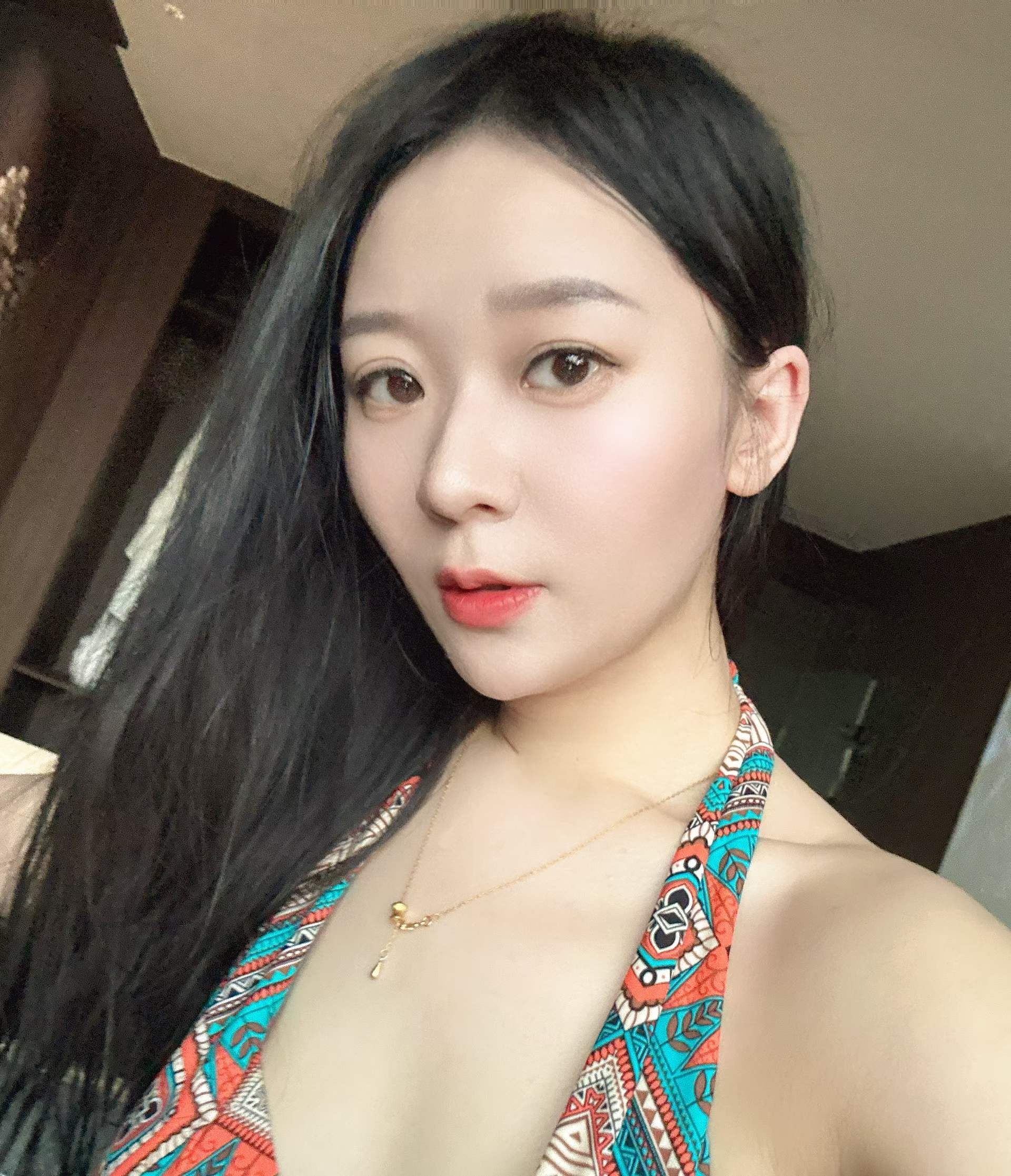 傲雪没人疼！主播图片