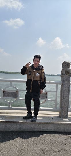 掰掰c的图片