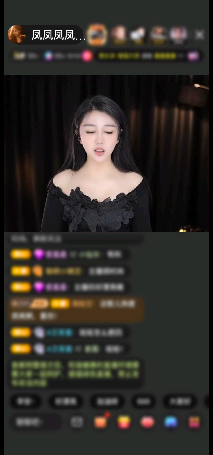 🐳🐳