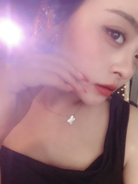 超甜糖爱唱歌的图片