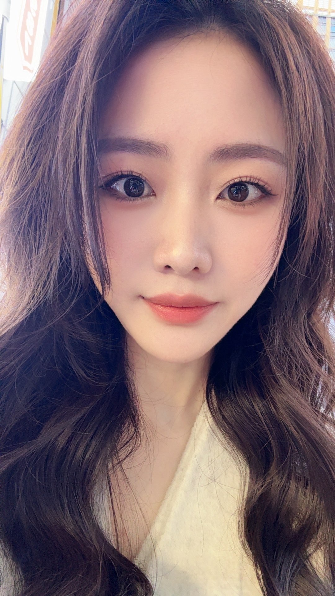 奕露西西的主播照片