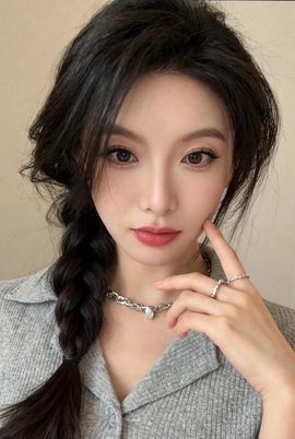 鑫儿～主播照片
