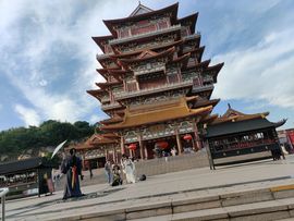 宝莉吖的图片