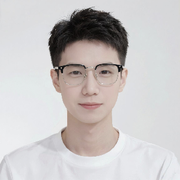 嘘～别闹，快把奶倒满