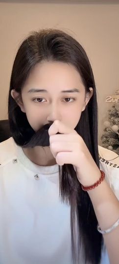 朽木自雕、独饮独醉主播照片