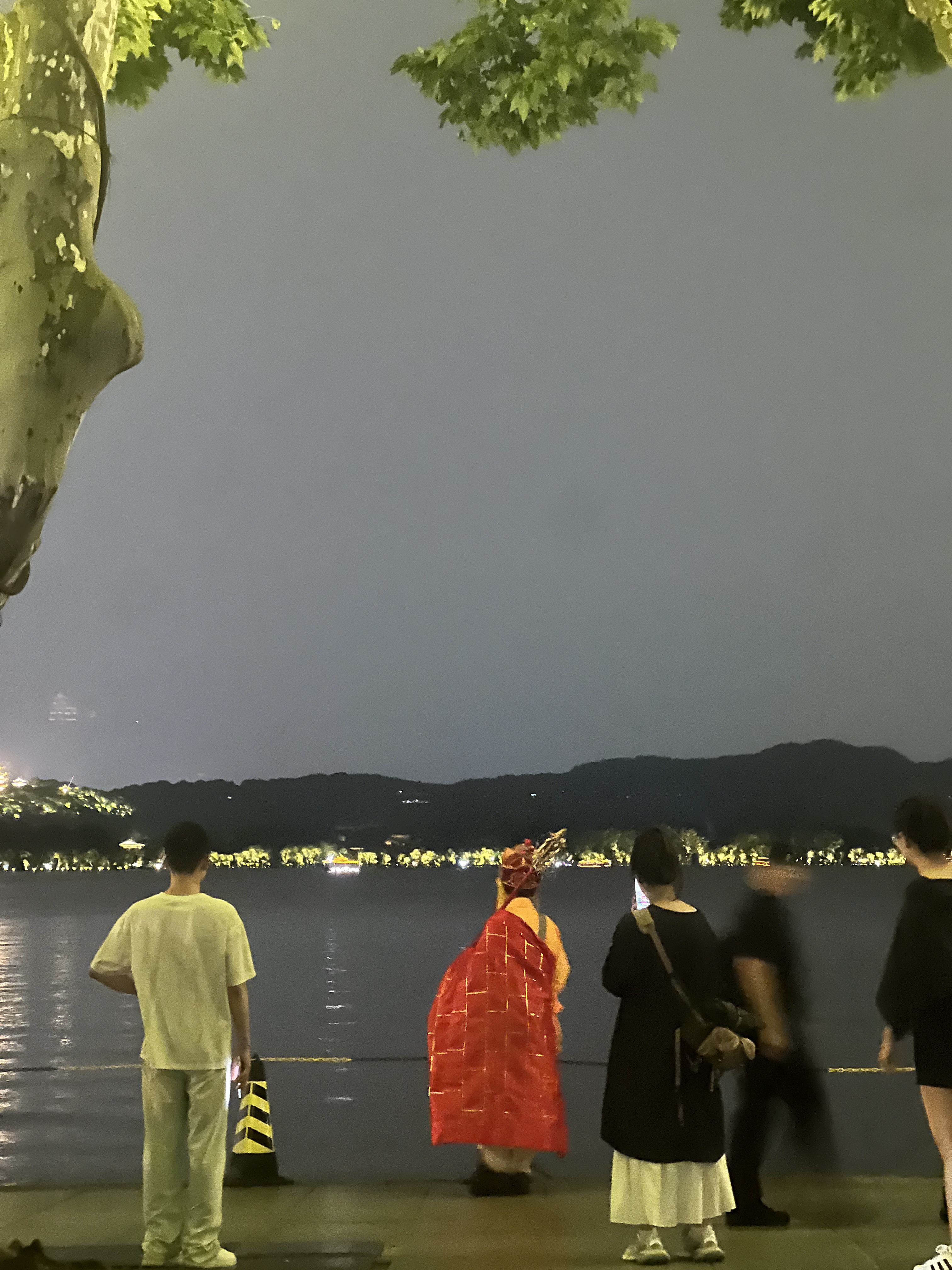 杨妹～中午10点播主播图片