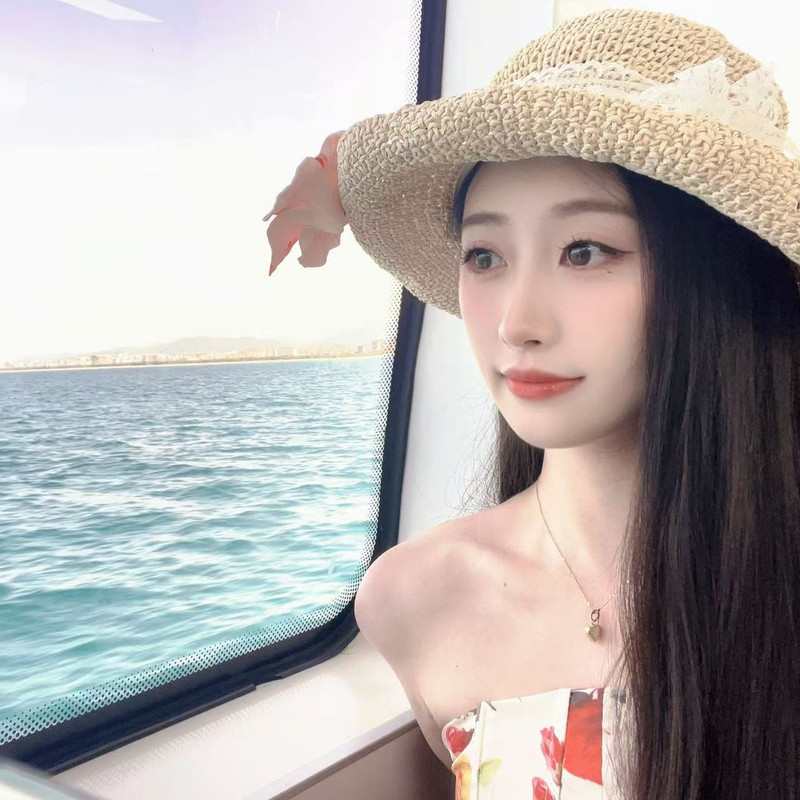 锦鲤小Qya～的直播间
