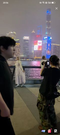 傲世_天下主播照片
