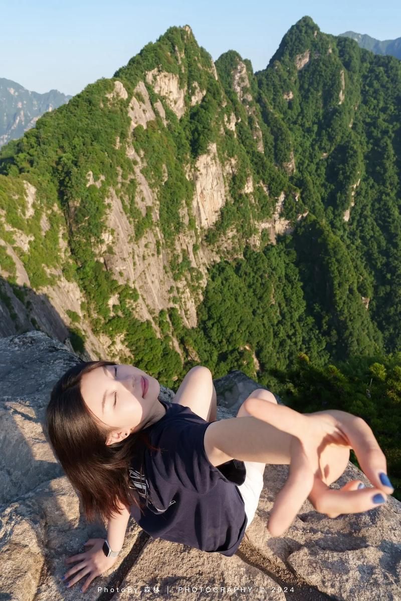 小嘴唱歌主播图片