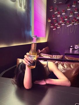 顾七七～主播照片