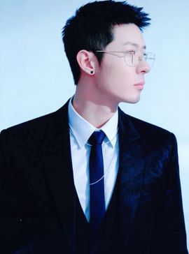 ♛花香染晨♛的图片