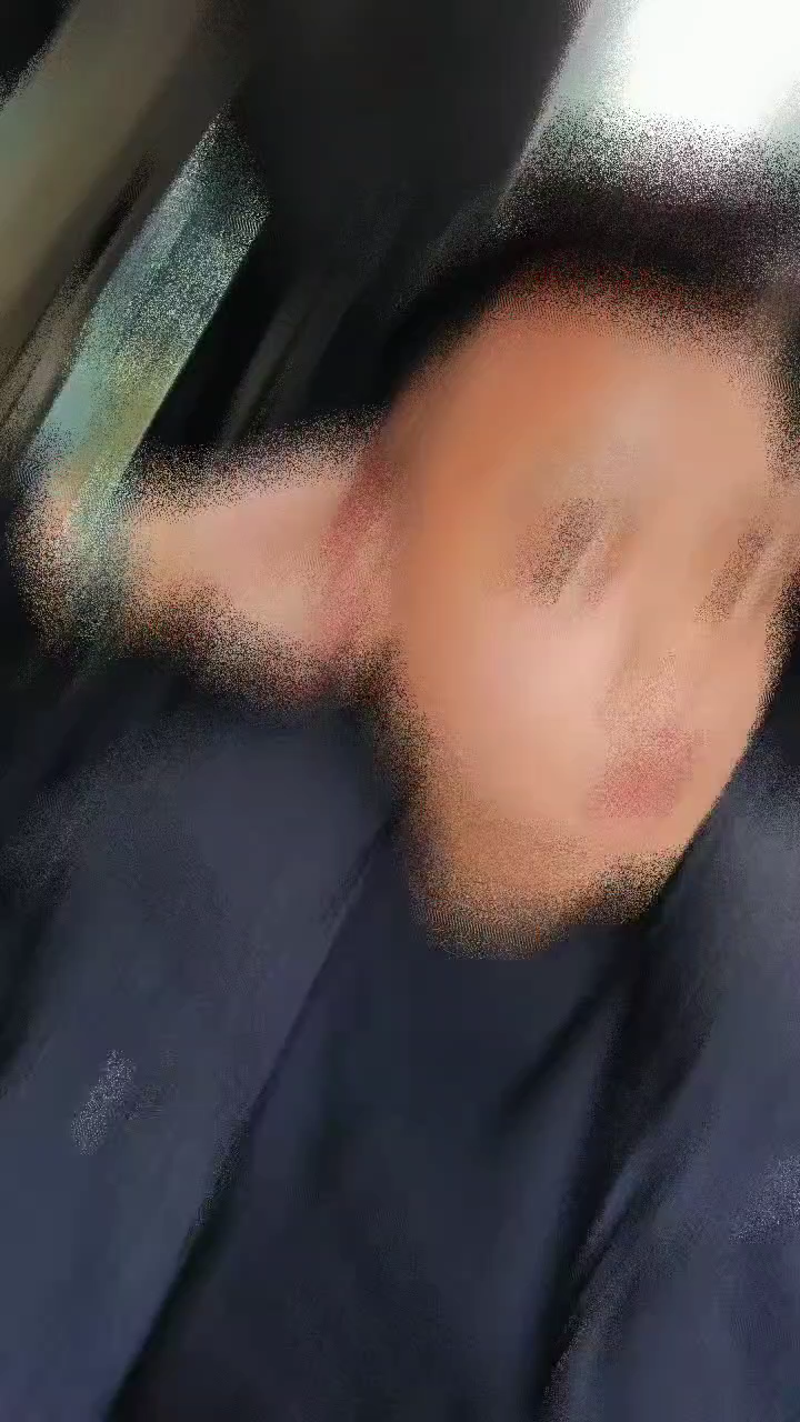 /哭/哭