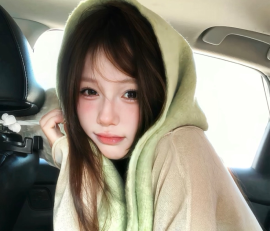 呆呆✨早上七点播海报