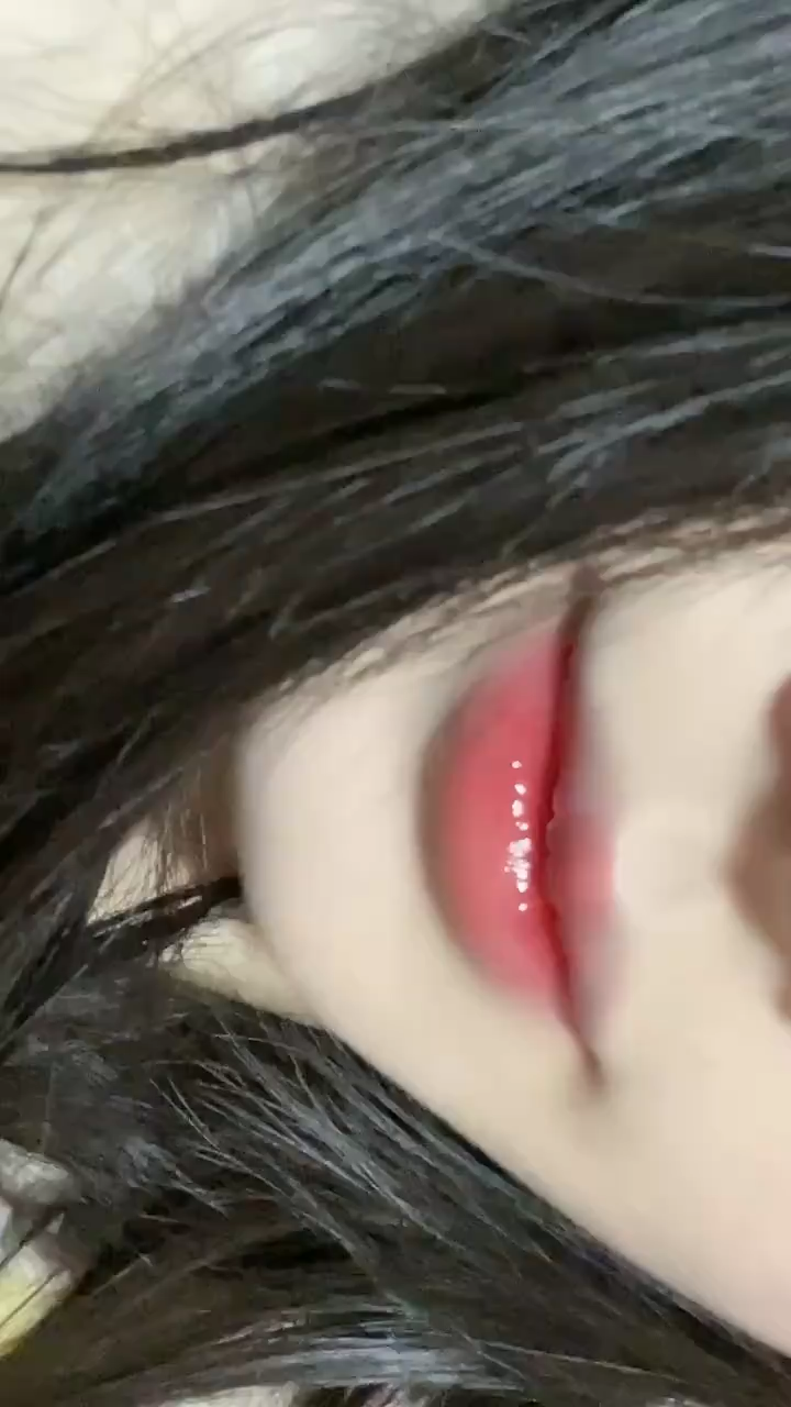 在干嘛？吃饭了吗？想