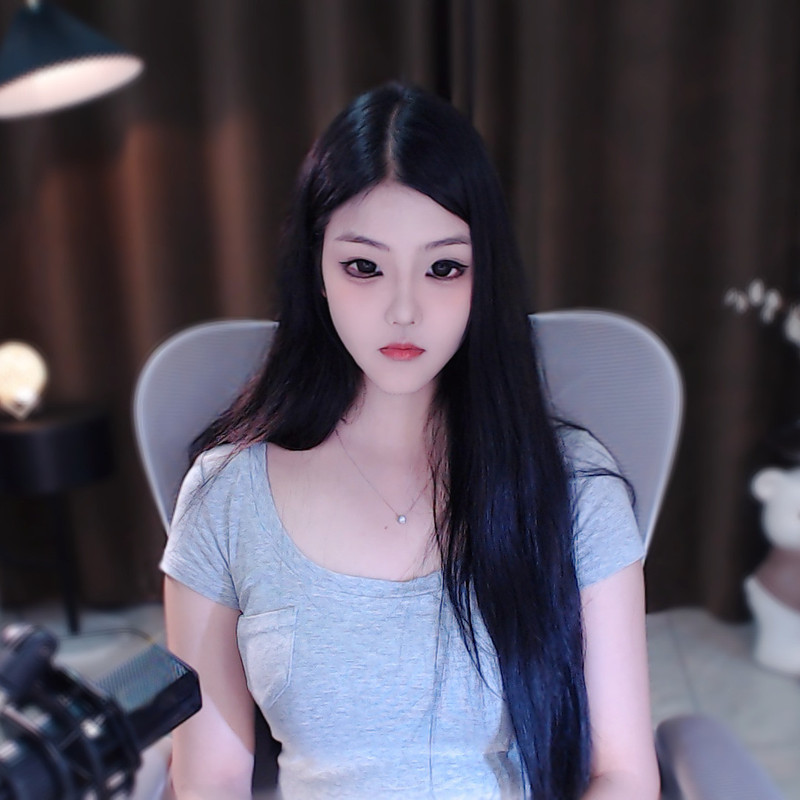 新人柚柚。的直播间