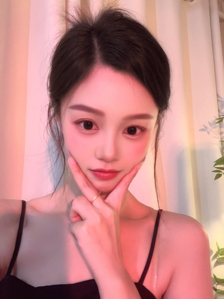 小甜甜✨～休的主播照片