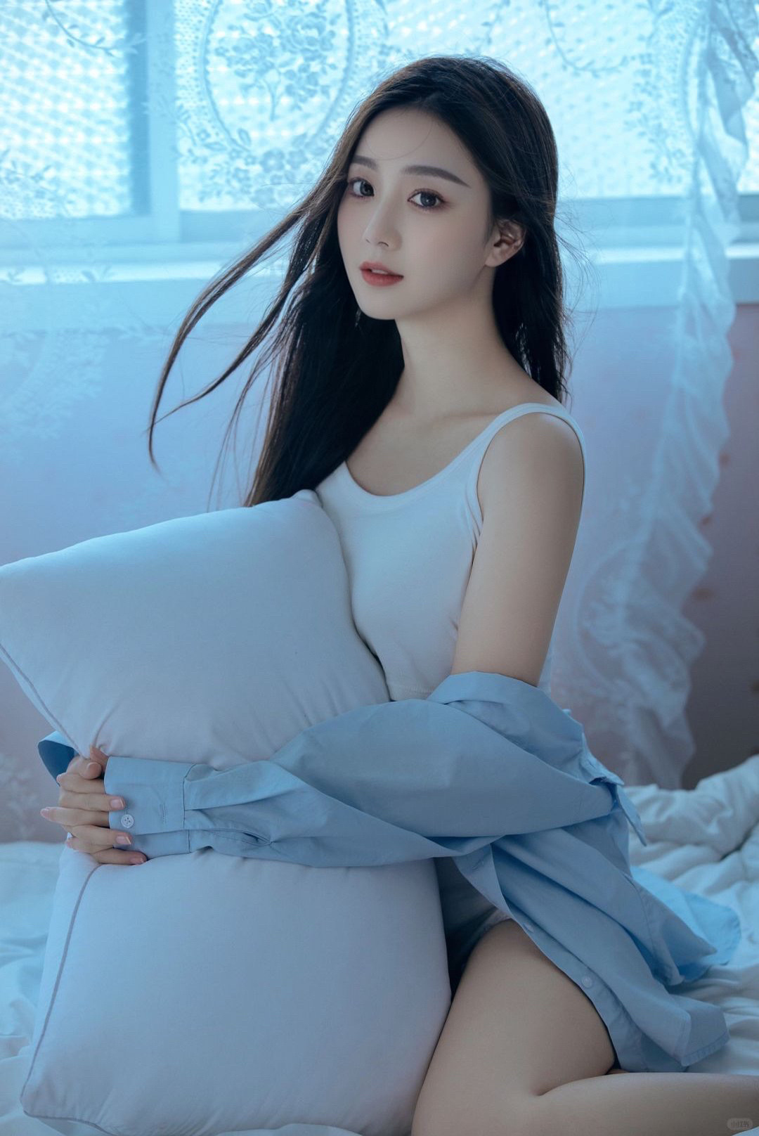 赵小七在唱歌的主播照片