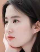 琴晚吊了只咸水蟹