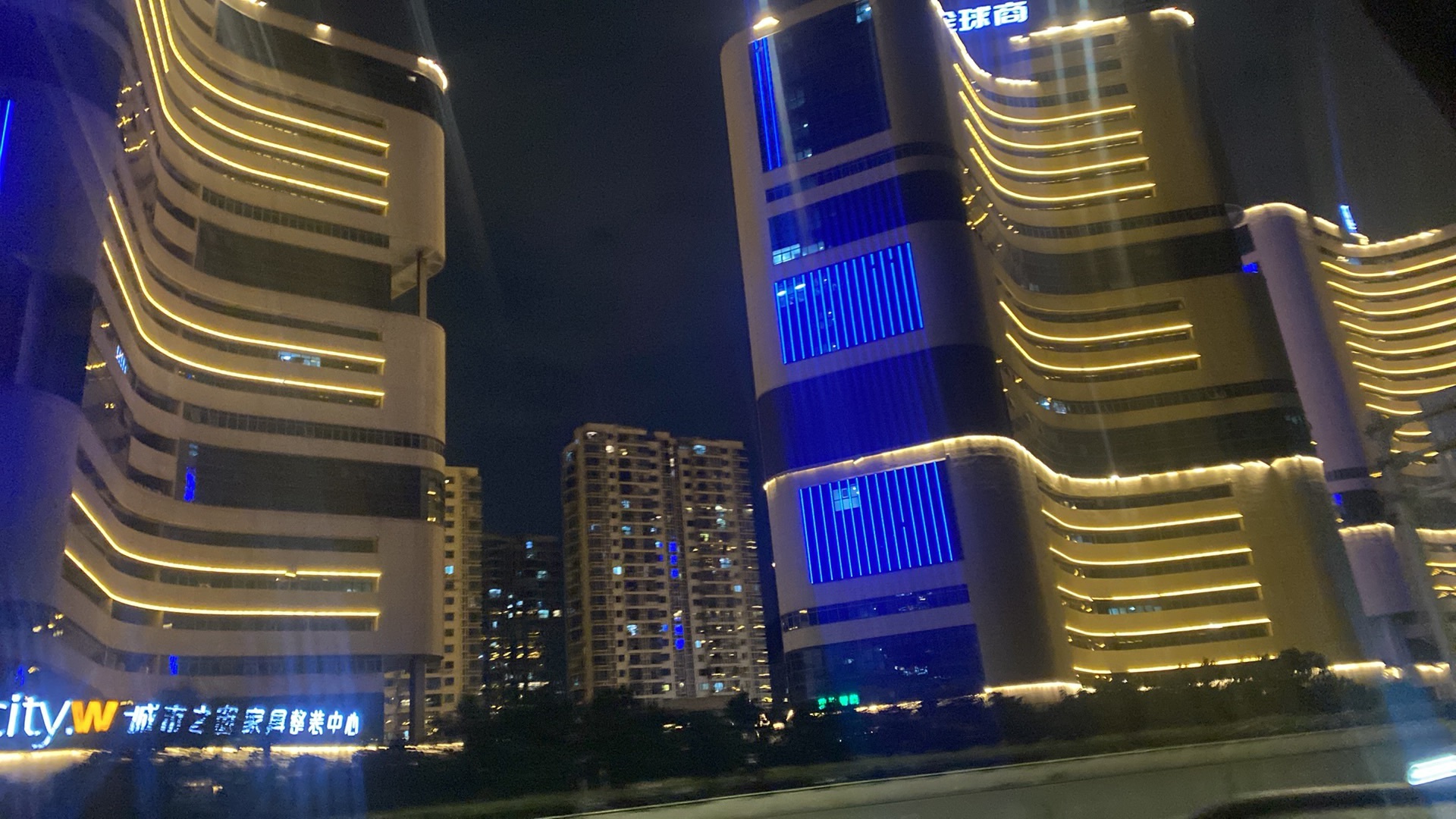 我是你抓不住的男人的主播照片
