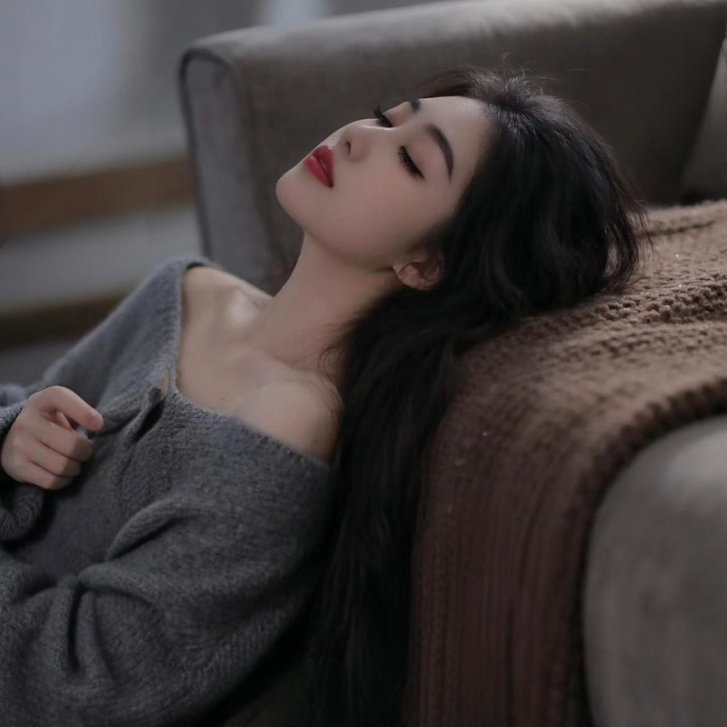 大眼妹（求占榜）的直播间