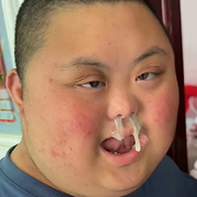 祝自己生日快乐🎂的用户头像