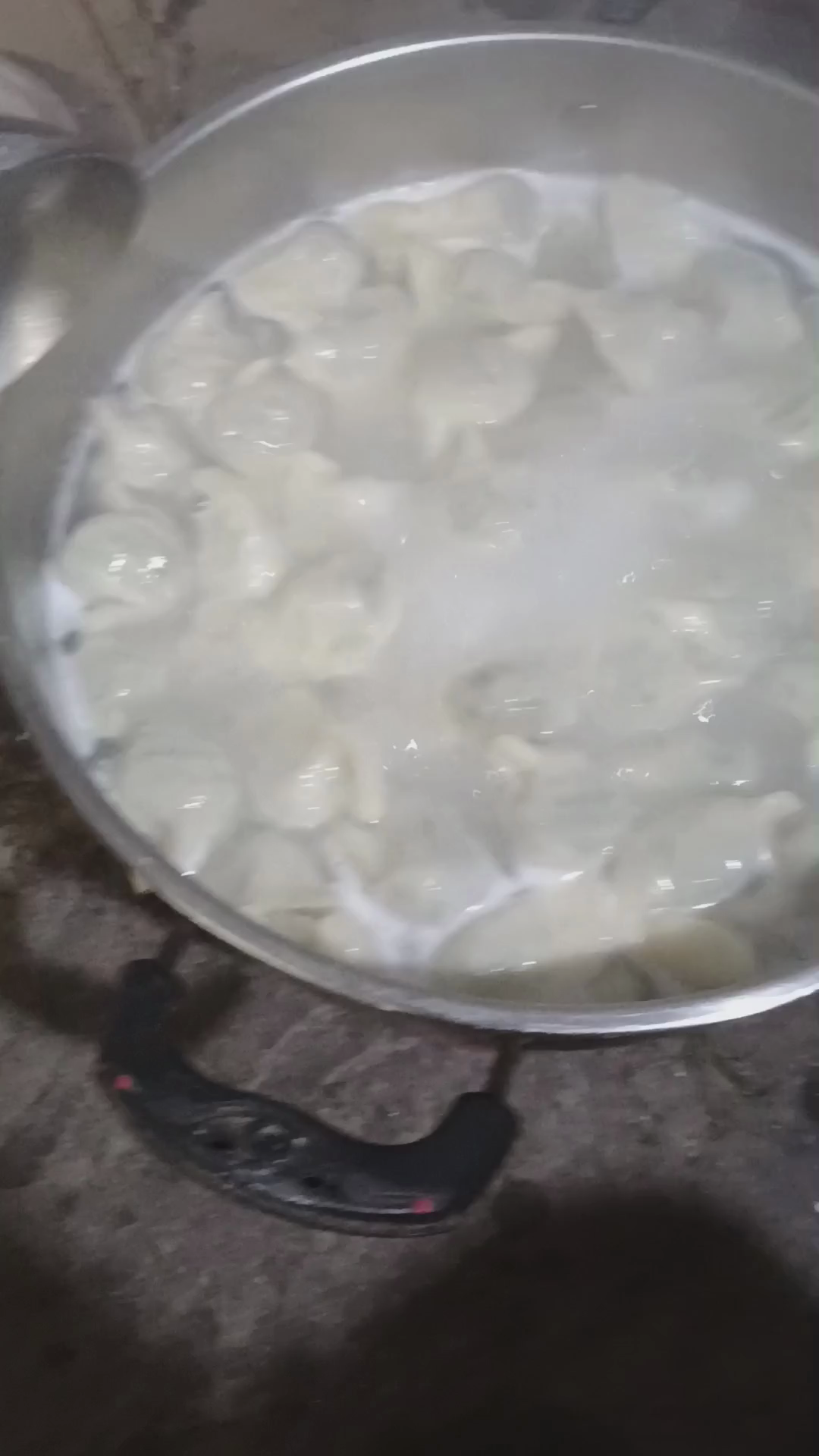 饺子要吃烫烫的，，