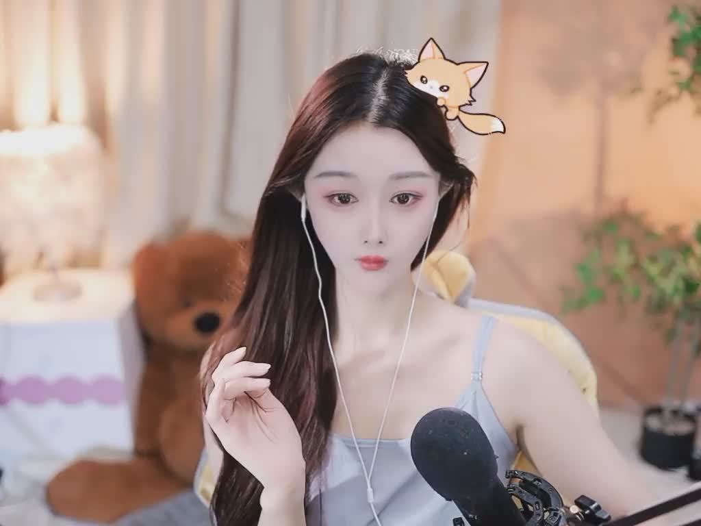 快来看看我发布的才艺作品野草与栀子花，AI评分82！