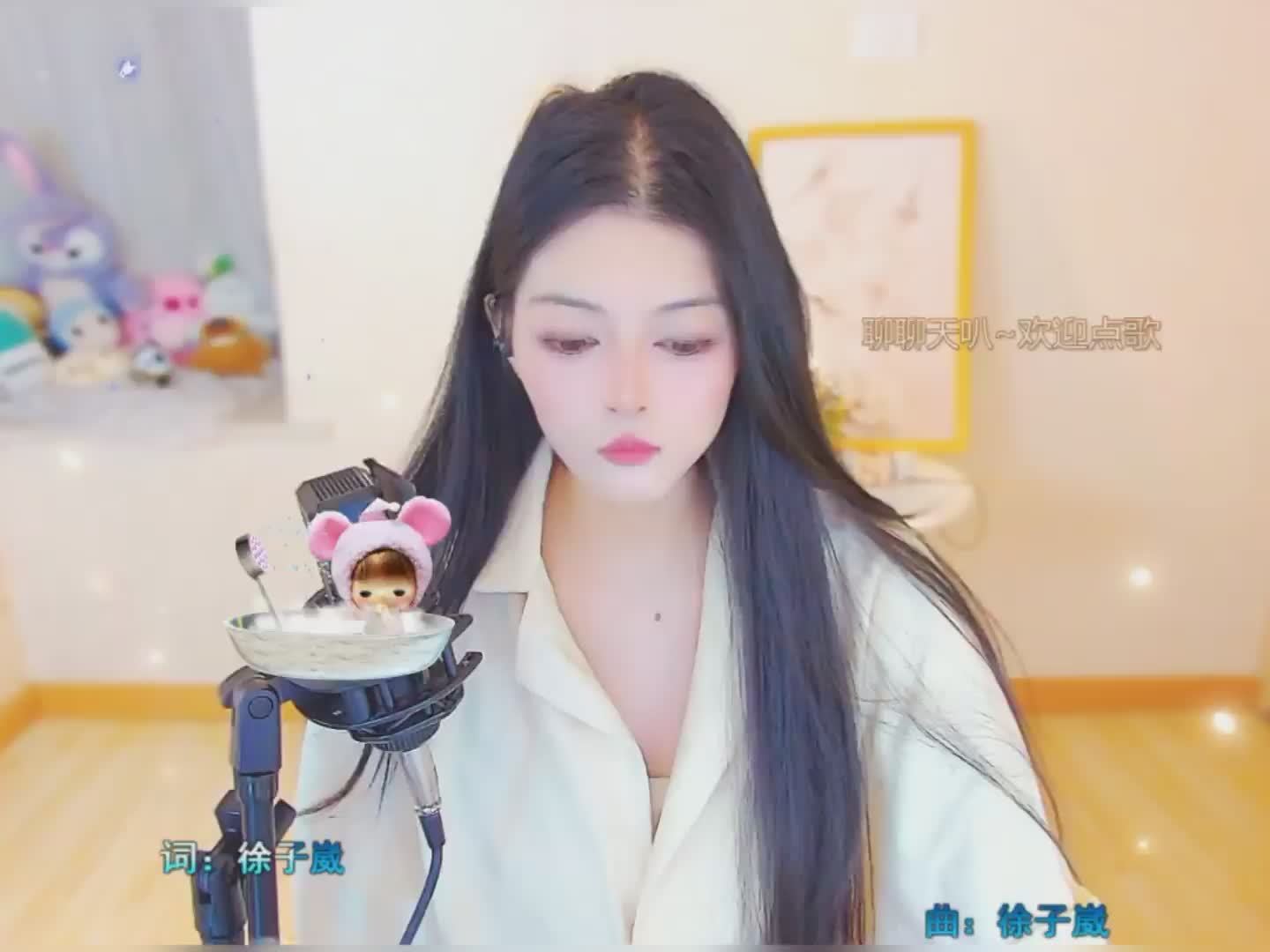 快来看看我发布的才艺作品天边的月亮，AI评分89！